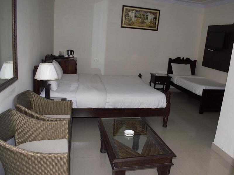 Tiger Safari Resort Sawai Madhopur Exterior photo